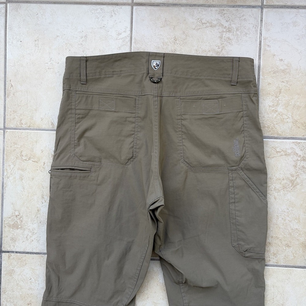 Kuhl Pants Mens 35x30 Tan Brown Renegade Quick Dry Zip Cargo Performance Chino - Picture 9 of 16